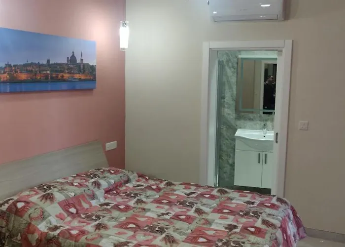 Minute Walk To The Sea