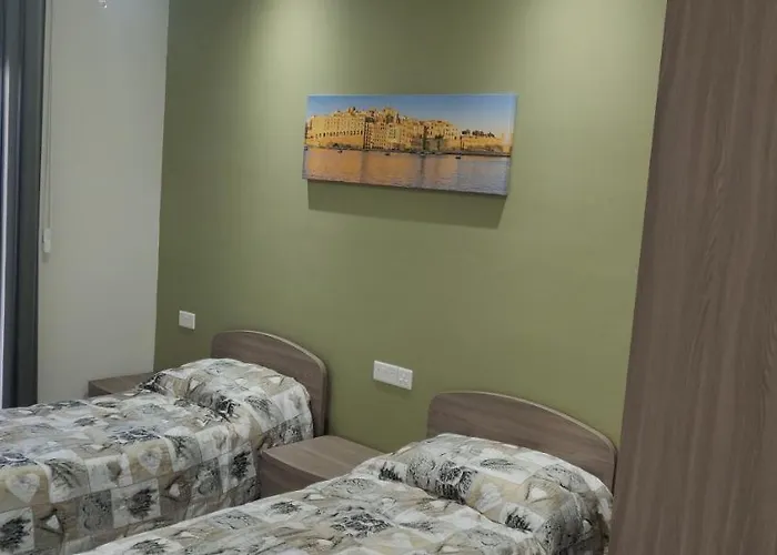 Minute Walk To The Sea Διαμέρισμα *